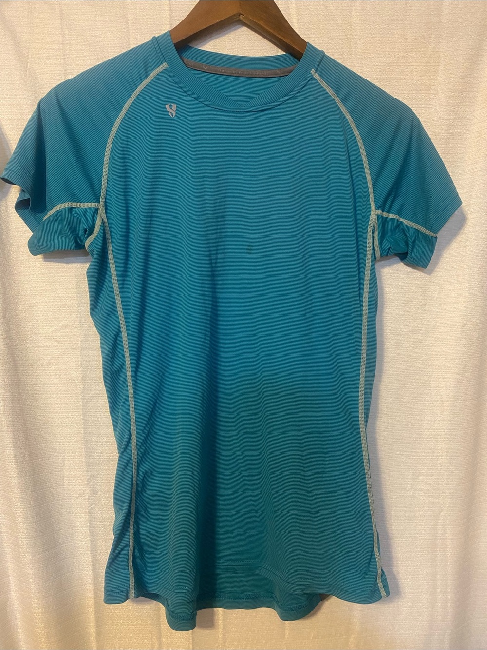 Women’s Teal Short Sleeve Performance Tee Ruched Outdoorsy Durable